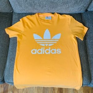 Adidas T-shirt